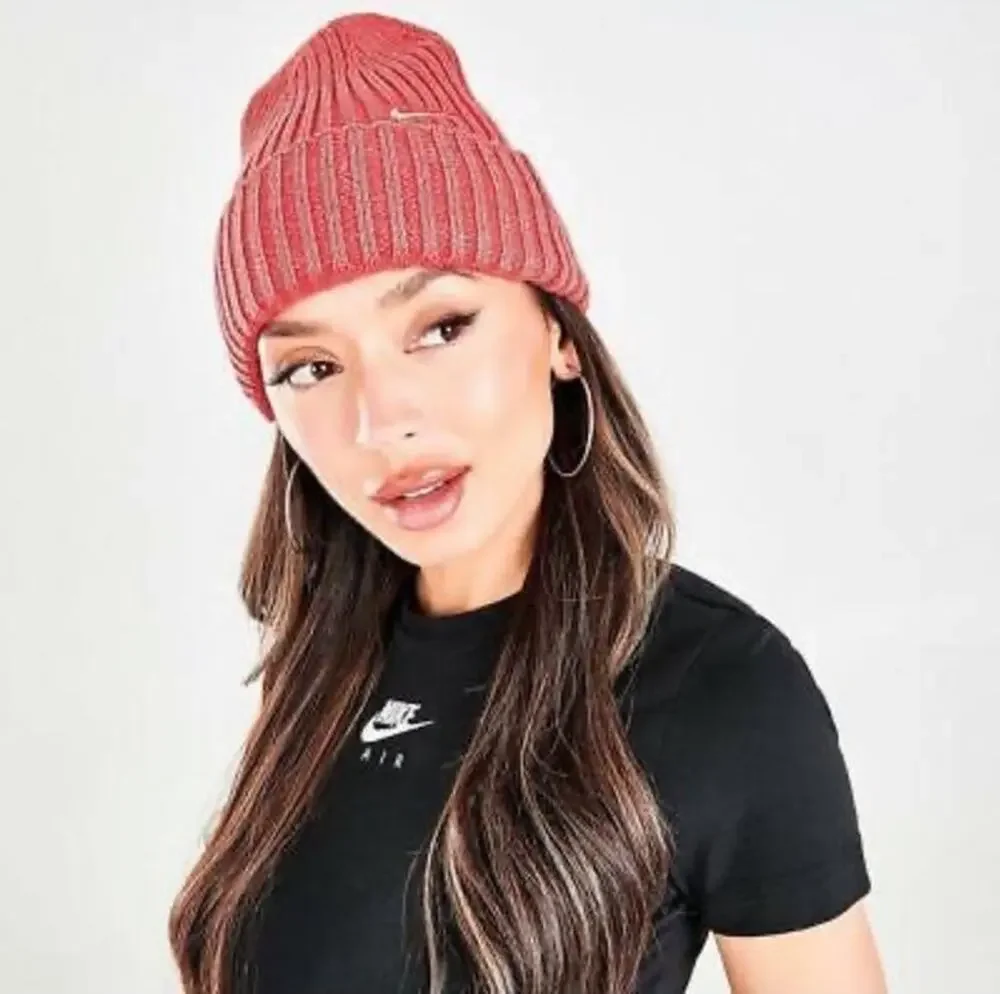 NWT❤️Nike Women Sportswear Beanie